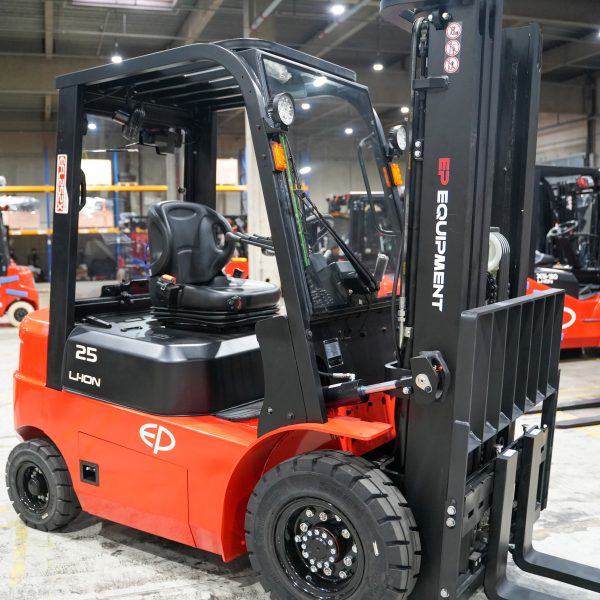 EFL252 X3 Carrello Elevatore Controbilanciato Agli Ioni di Litio 2,5t - immagine 11