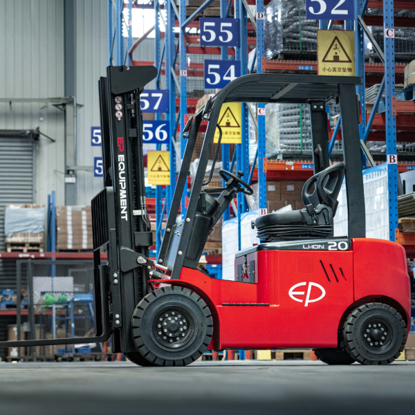 Carrello elevatore elettrico al litio 4 ruote compatto 2000kg EFL201 - immagine 4
