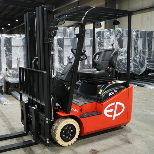 Carrello elevatore supercompatto 3 ruote 1000kg TCL101 - immagine 3
