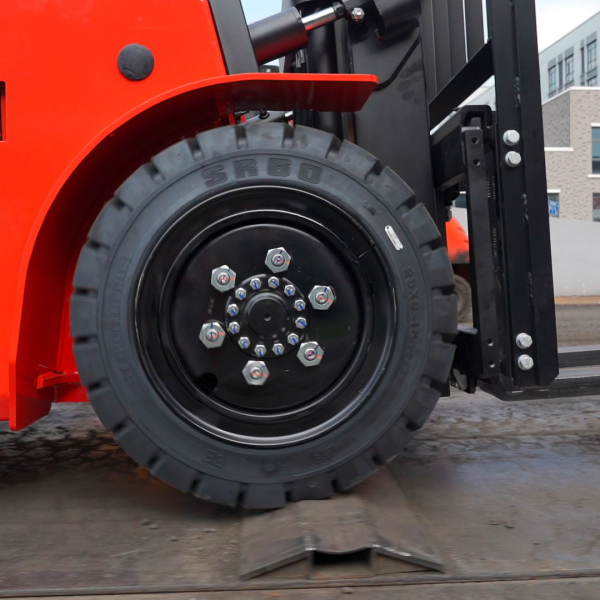 Carrello elevatore al litio 4 ruote da piazzale 3000kg con batterie rimovibili EFL302X4 - immagine 14