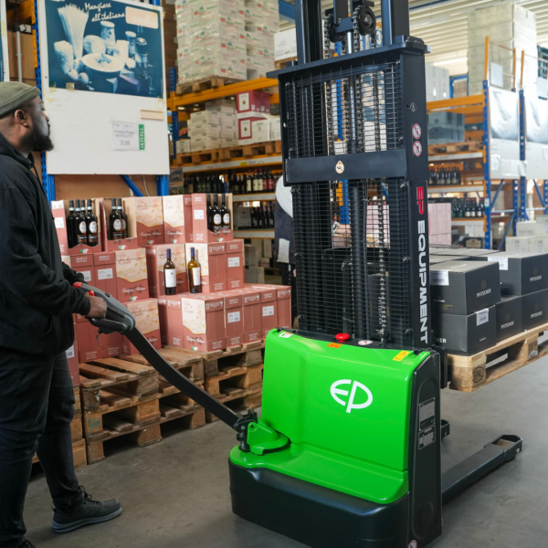 Stoccatore elettrico compatto 1500kg DS3 - immagine 8