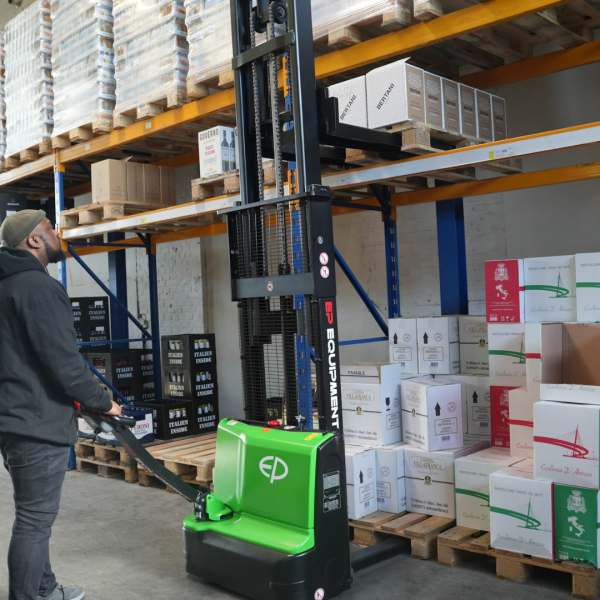Stoccatore elettrico compatto 1500kg DS3 - immagine 9