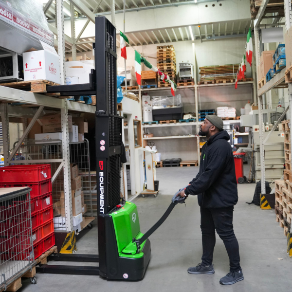 Stoccatore elettrico compatto 1500kg DS3 - immagine 10